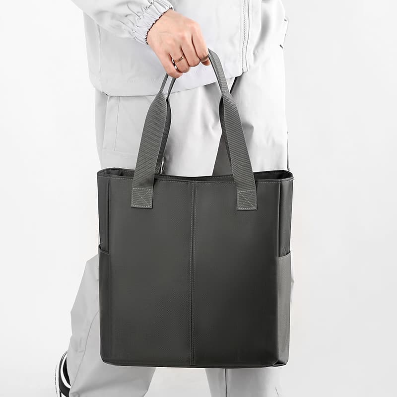 トートバックメンズ シンプルデザイン 大容量軽量トート