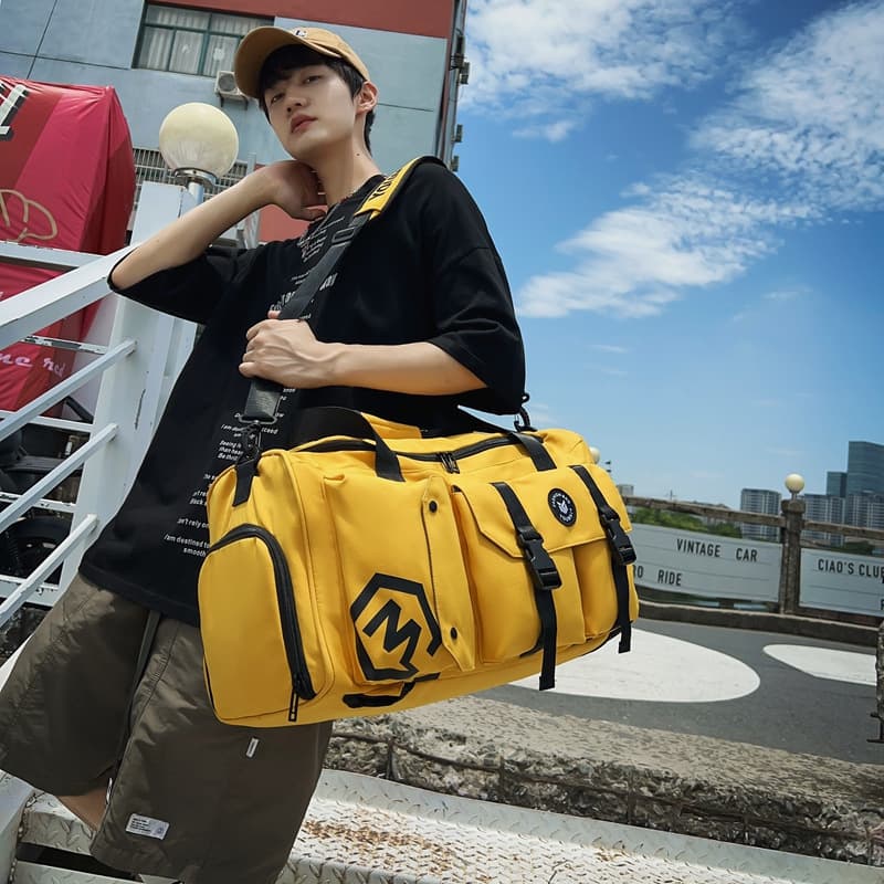 トートバックメンズ スポーティー多機能バッグ